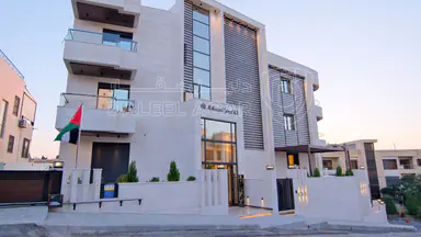 شقة - رجم عميش - 135000 دأ